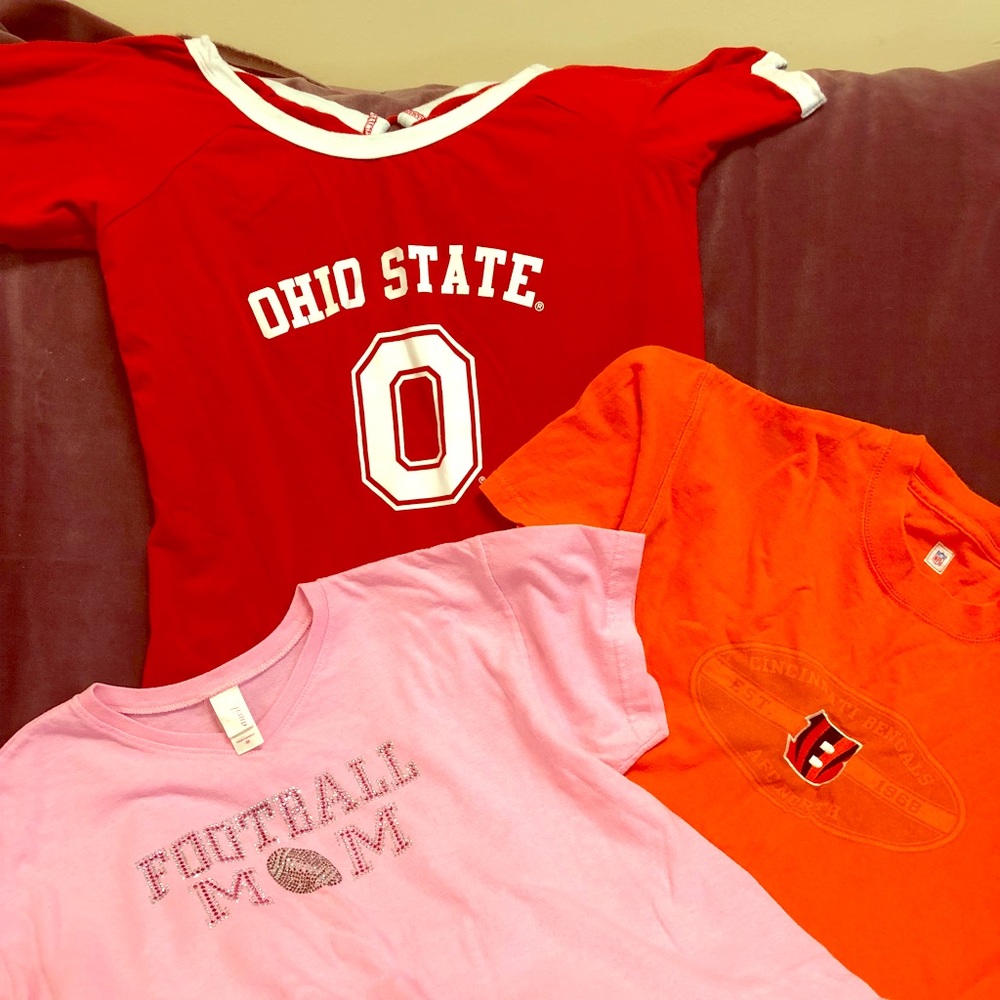 Ohio Football Mom t shirt lot
